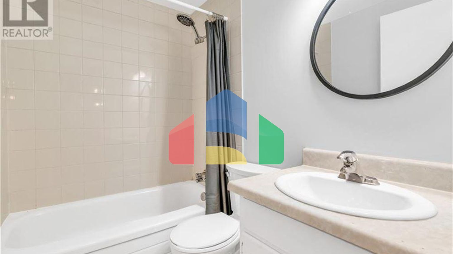 Residential - Condo/Apartment - Kitchener, Canada - Canada