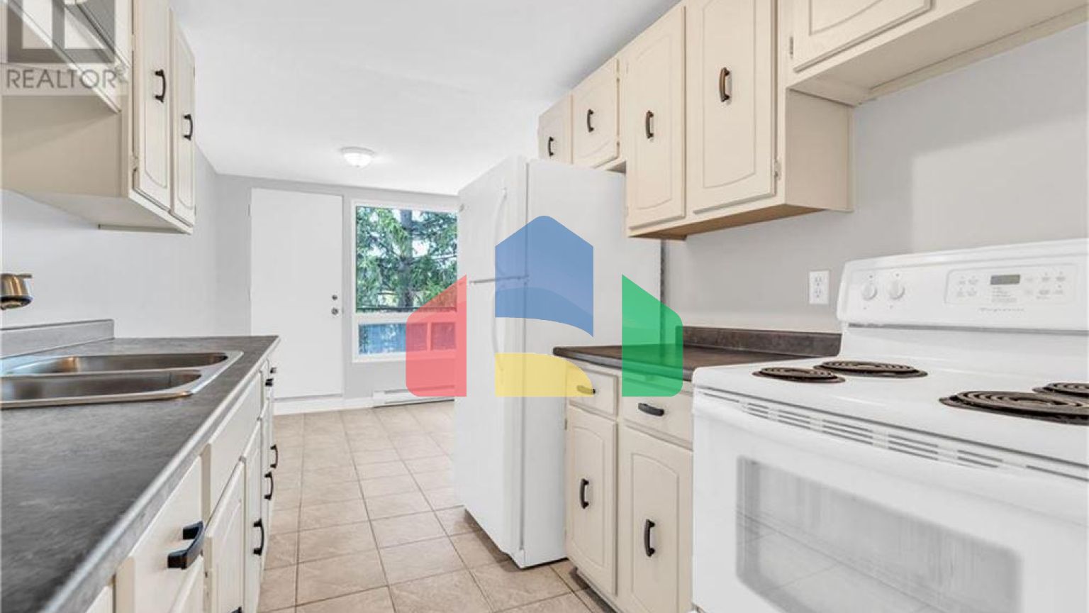 Residential - Condo/Apartment - Kitchener, Canada - Canada