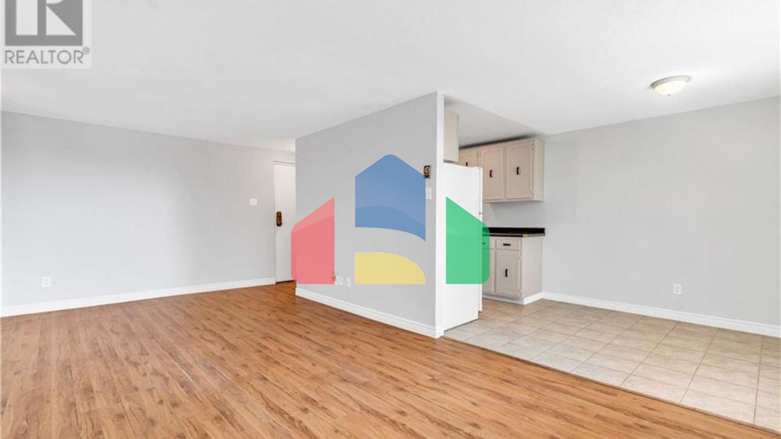 Residential - Condo/Apartment - Kitchener, Canada - Canada