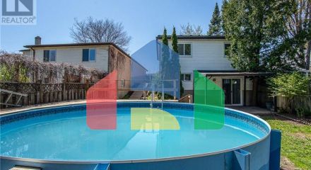 Residential - Single Family Home - Kitchener, Canada - Canada