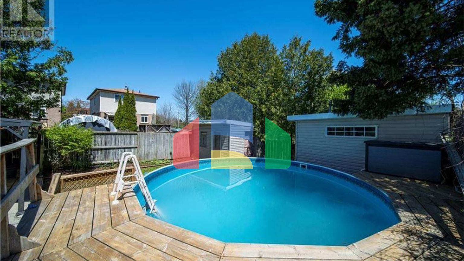 Residential - Single Family Home - Kitchener, Canada - Canada