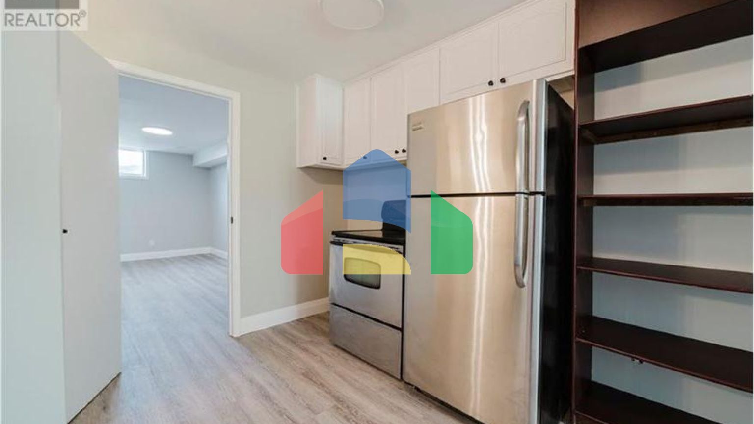 Residential - Single Family Home - Kitchener, Canada - Canada