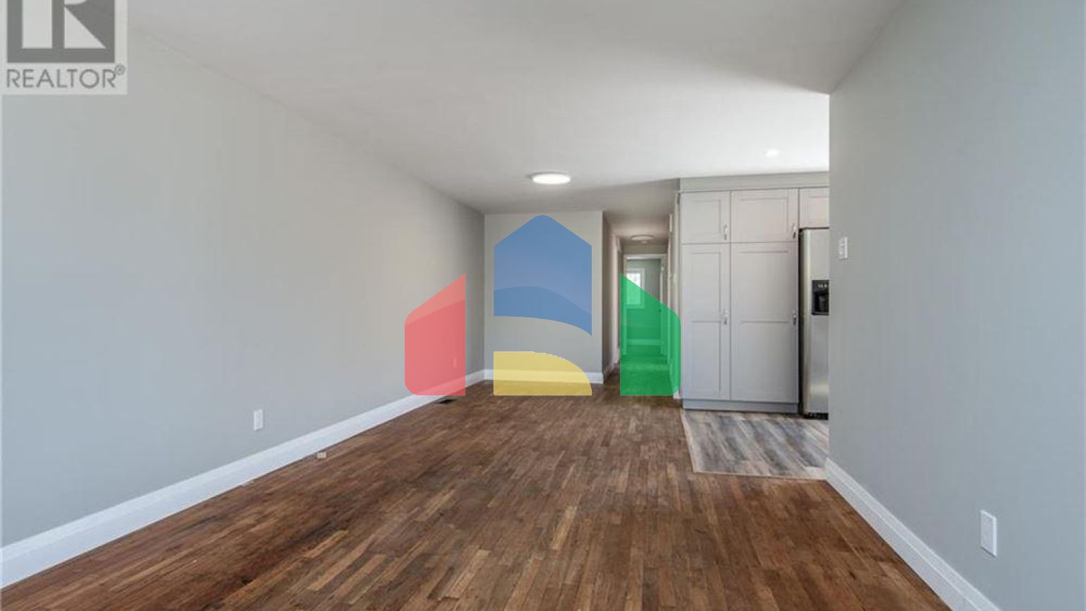 Residential - Single Family Home - Kitchener, Canada - Canada