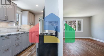 Residential - Single Family Home - Kitchener, Canada - Canada