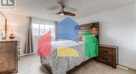 Residential - Single Family Home - Kitchener, Canada - Canada
