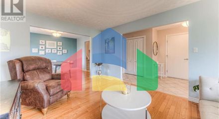 Residential - Single Family Home - Kitchener, Canada - Canada