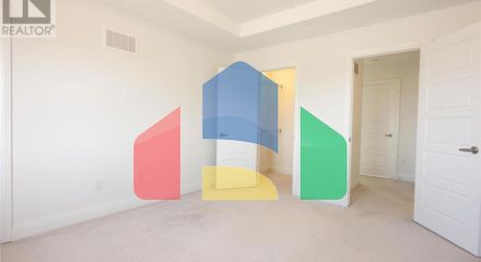 Residential - Single Family Home - Kitchener, Canada - Canada