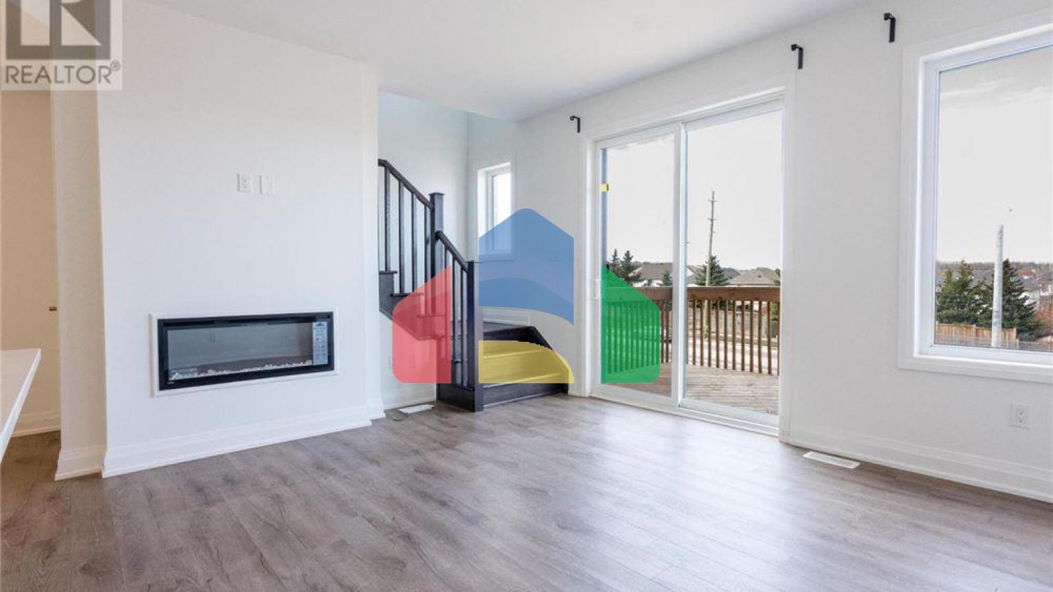 Residential - Single Family Home - Kitchener, Canada - Canada