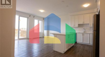 Residential - Single Family Home - Kitchener, Canada - Canada