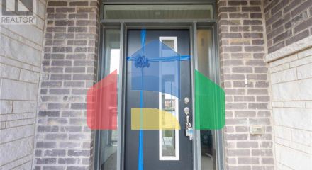 Residential - Single Family Home - Kitchener, Canada - Canada