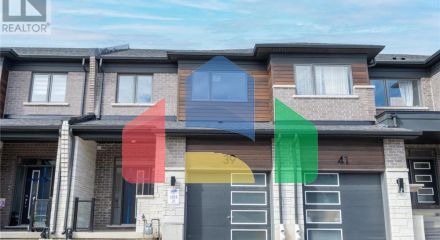 Residential - Single Family Home - Kitchener, Canada - Canada