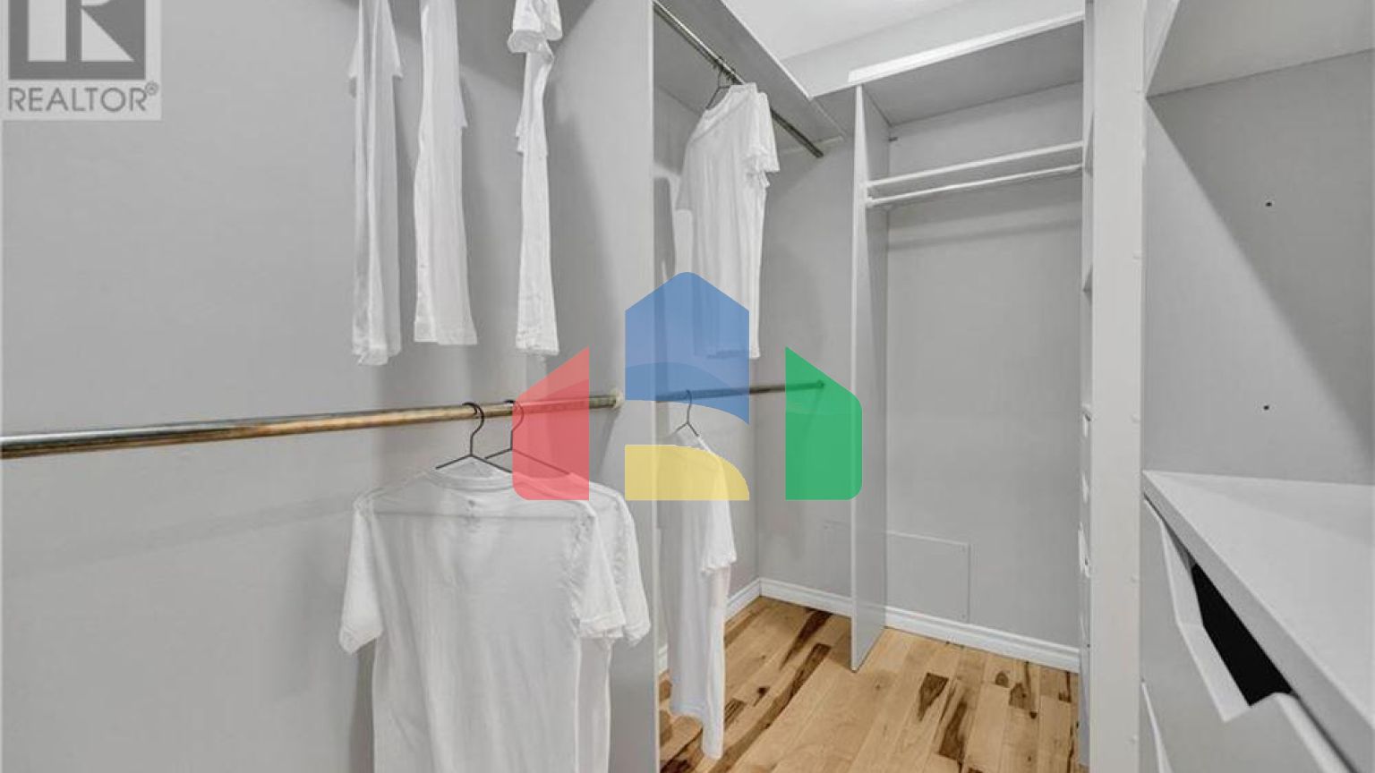 Residential - Townhouse - Kitchener, Canada - Canada