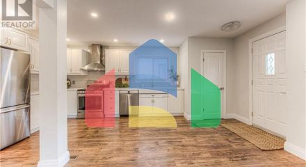 Residential - Single Family Home - Kitchener, Canada - Canada