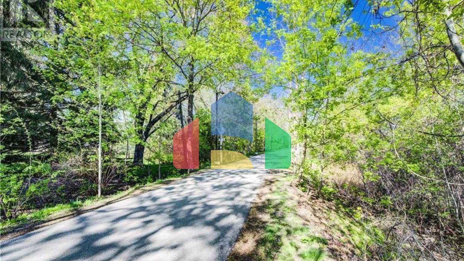 Residential - Single Family Home - Kitchener, Canada - Canada