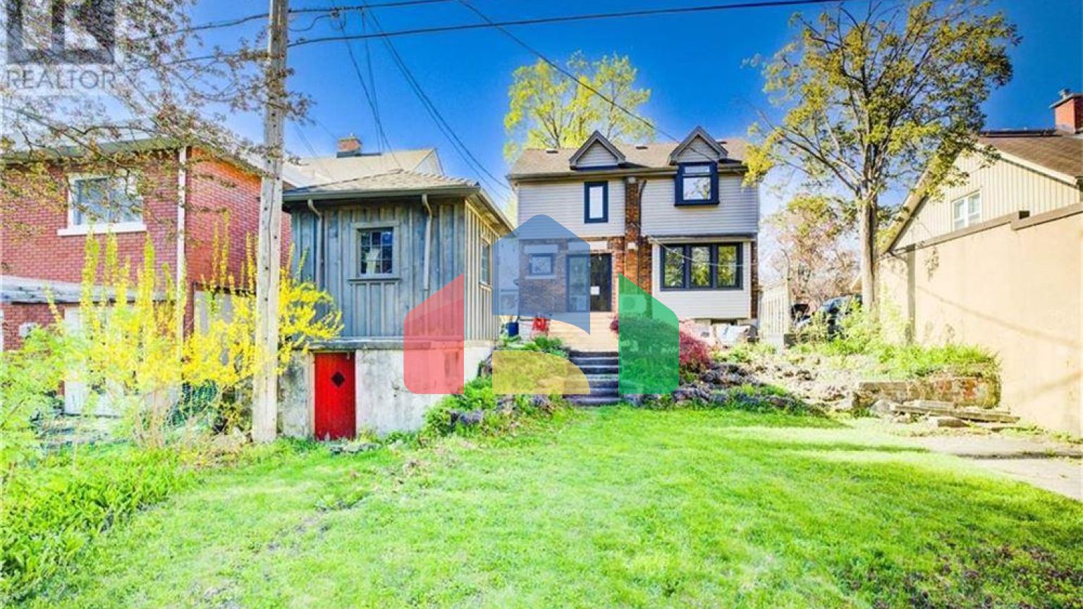 Residential - Single Family Home - Kitchener, Canada - Canada