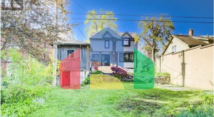 Residential - Single Family Home - Kitchener, Canada - Canada