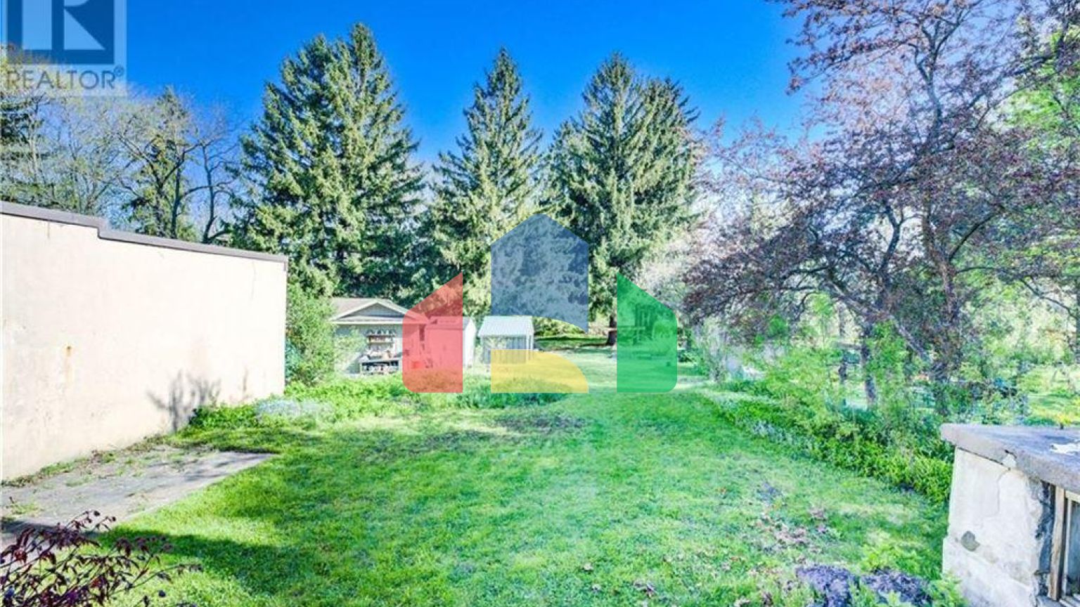 Residential - Single Family Home - Kitchener, Canada - Canada