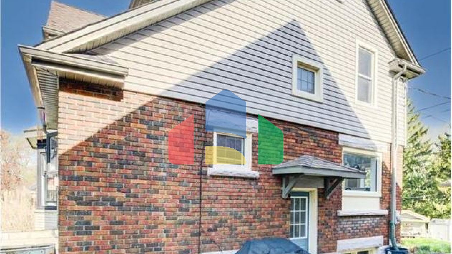 Residential - Single Family Home - Kitchener, Canada - Canada