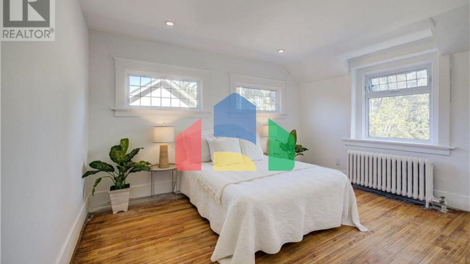 Residential - Single Family Home - Kitchener, Canada - Canada