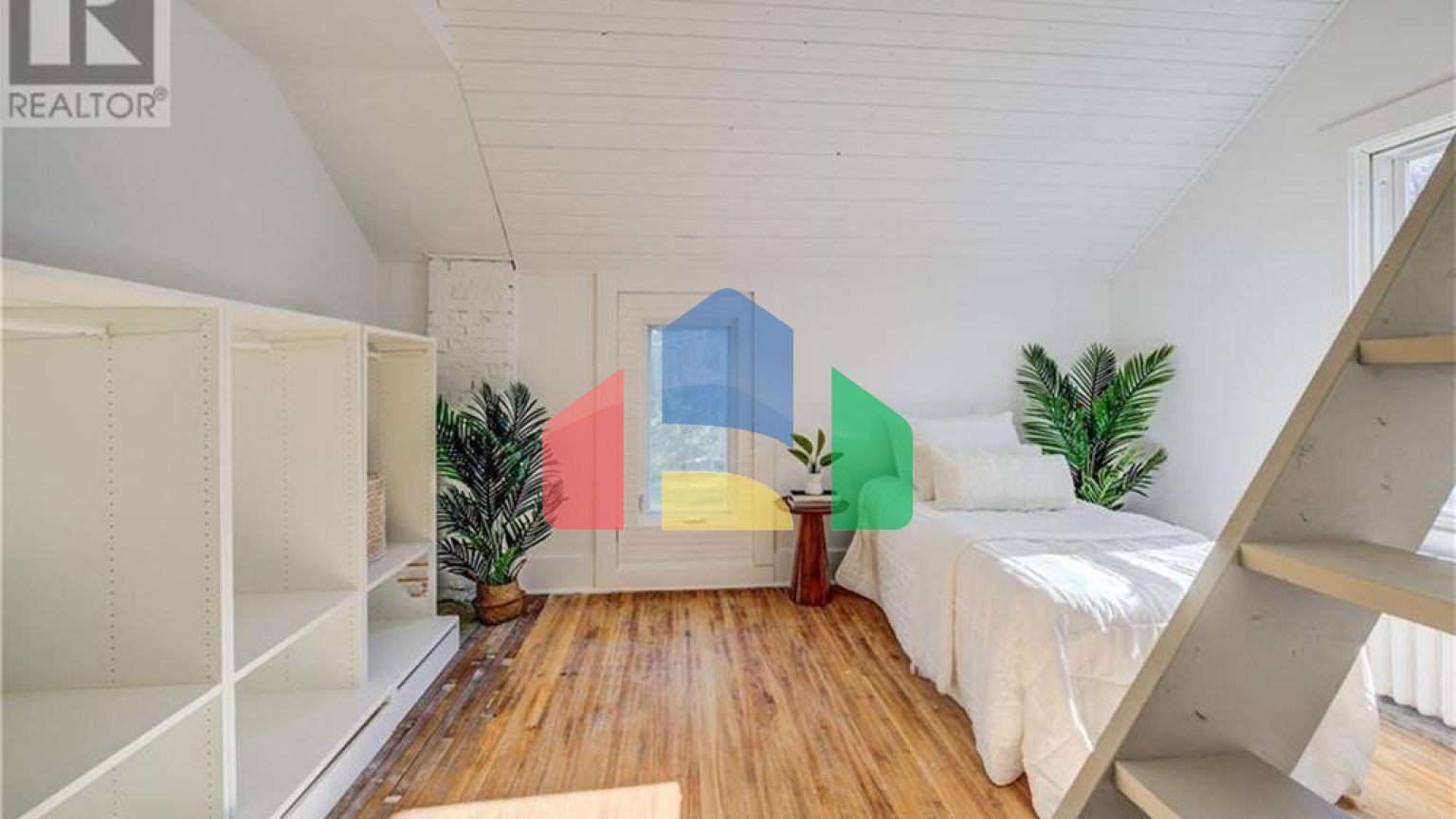 Residential - Single Family Home - Kitchener, Canada - Canada