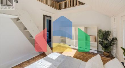 Residential - Single Family Home - Kitchener, Canada - Canada