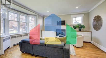 Residential - Single Family Home - Kitchener, Canada - Canada