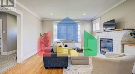 Residential - Single Family Home - Kitchener, Canada - Canada