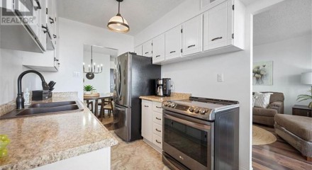 Residential - Condo/Apartment - Kitchener, Canada - Canada