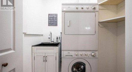 Residential - Condo/Apartment - Kitchener, Canada - Canada