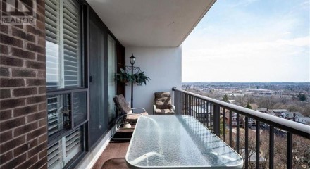 Residential - Condo/Apartment - Kitchener, Canada - Canada