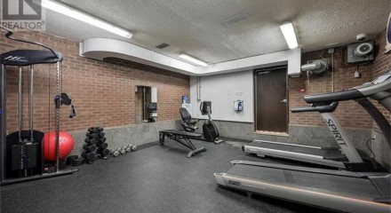 Residential - Condo/Apartment - Kitchener, Canada - Canada