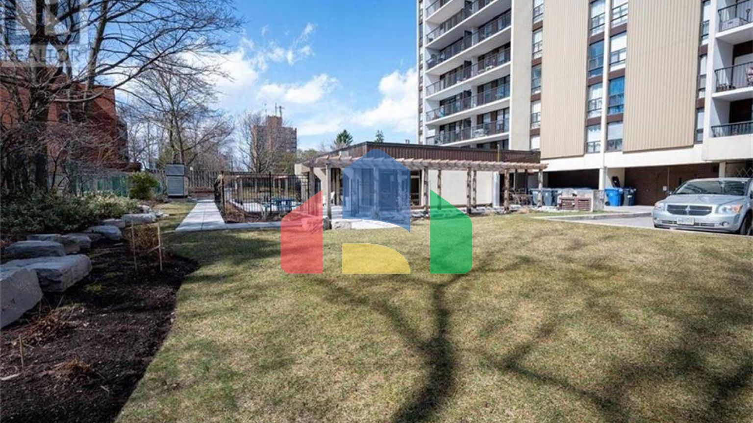 Residential - Condo/Apartment - Kitchener, Canada - Canada