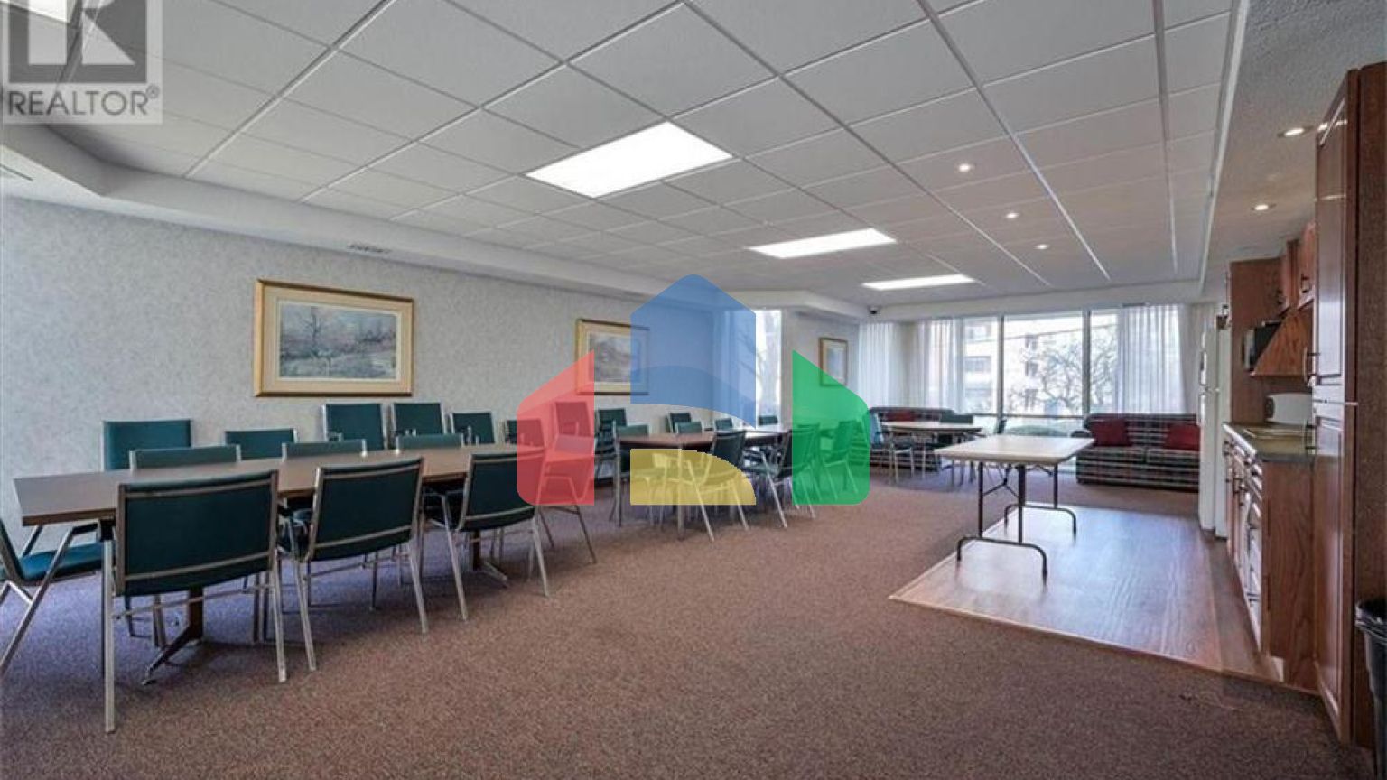 Residential - Condo/Apartment - Kitchener, Canada - Canada