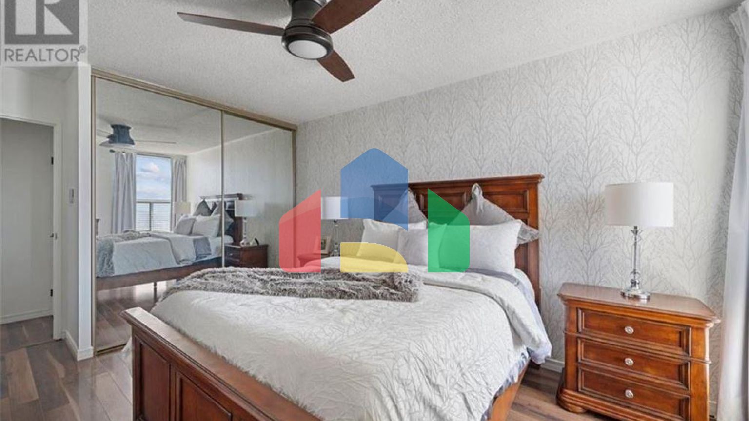 Residential - Condo/Apartment - Kitchener, Canada - Canada