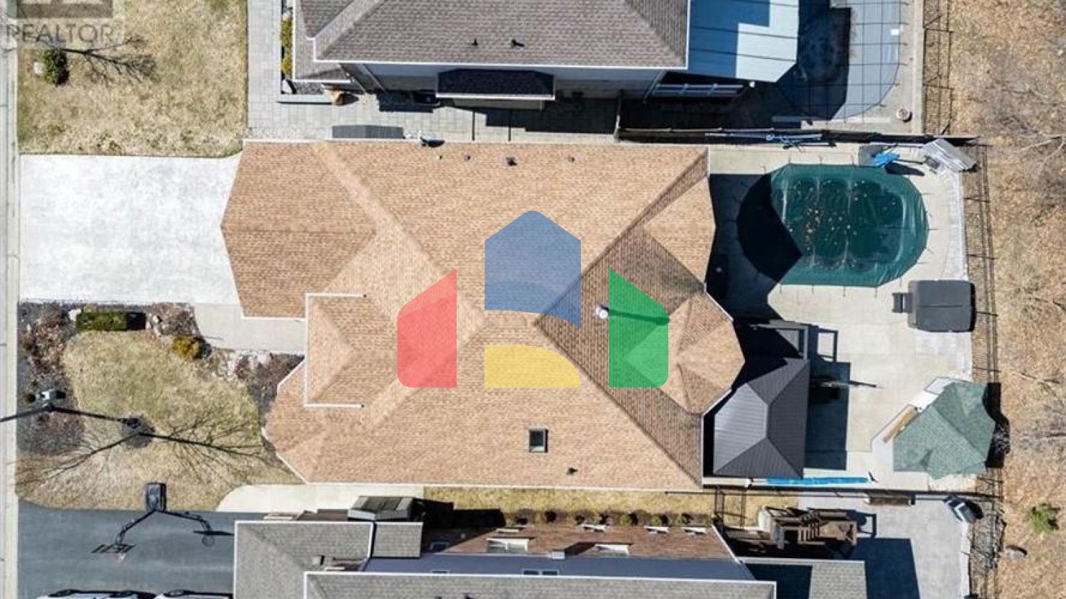 Residential - Single Family Home - Kitchener, Canada - Canada