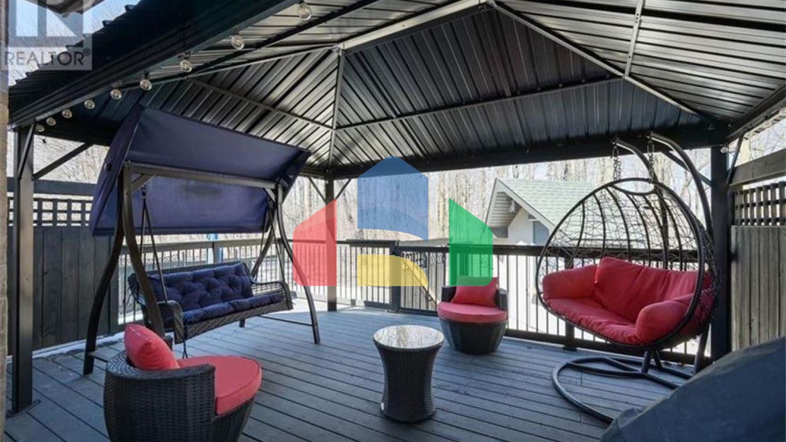 Residential - Single Family Home - Kitchener, Canada - Canada