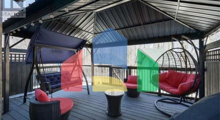 Residential - Single Family Home - Kitchener, Canada - Canada