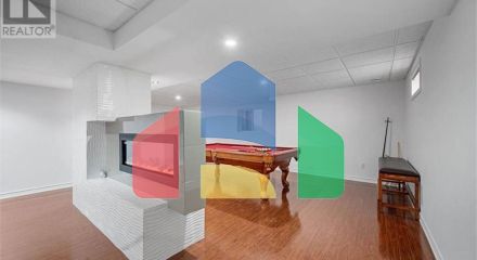 Residential - Single Family Home - Kitchener, Canada - Canada