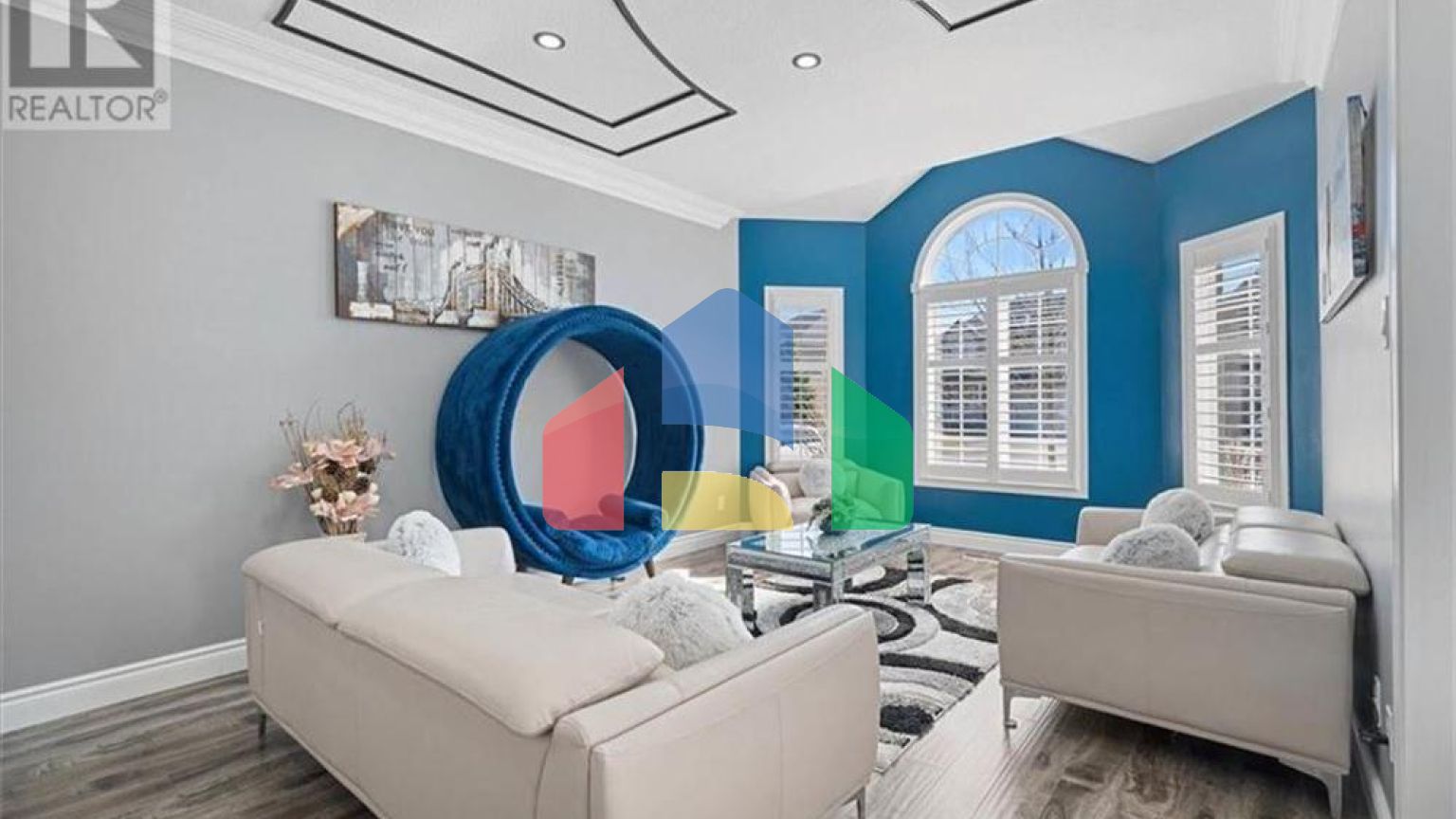 Residential - Single Family Home - Kitchener, Canada - Canada