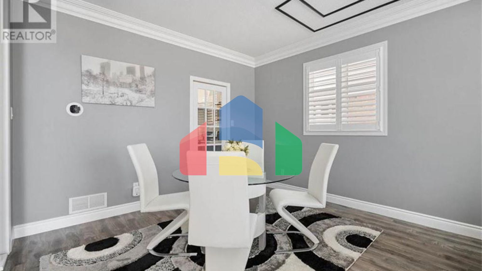 Residential - Single Family Home - Kitchener, Canada - Canada