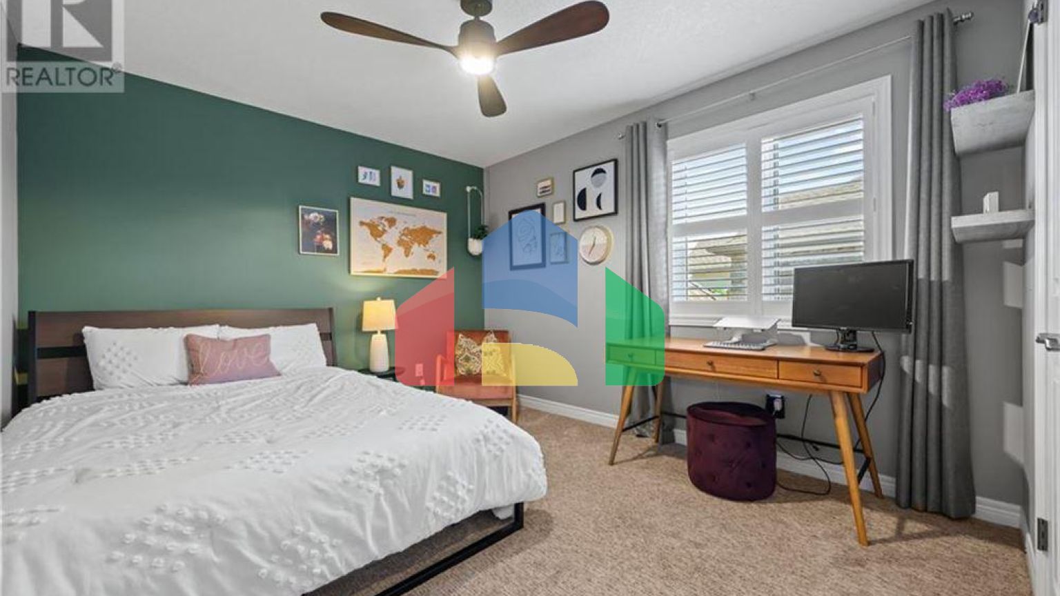 Residential - Single Family Home - Kitchener, Canada - Canada