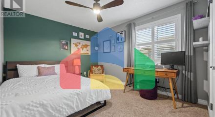 Residential - Single Family Home - Kitchener, Canada - Canada