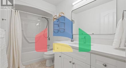 Residential - Single Family Home - Kitchener, Canada - Canada