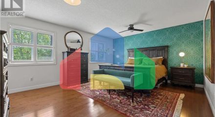 Residential - Single Family Home - Kitchener, Canada - Canada