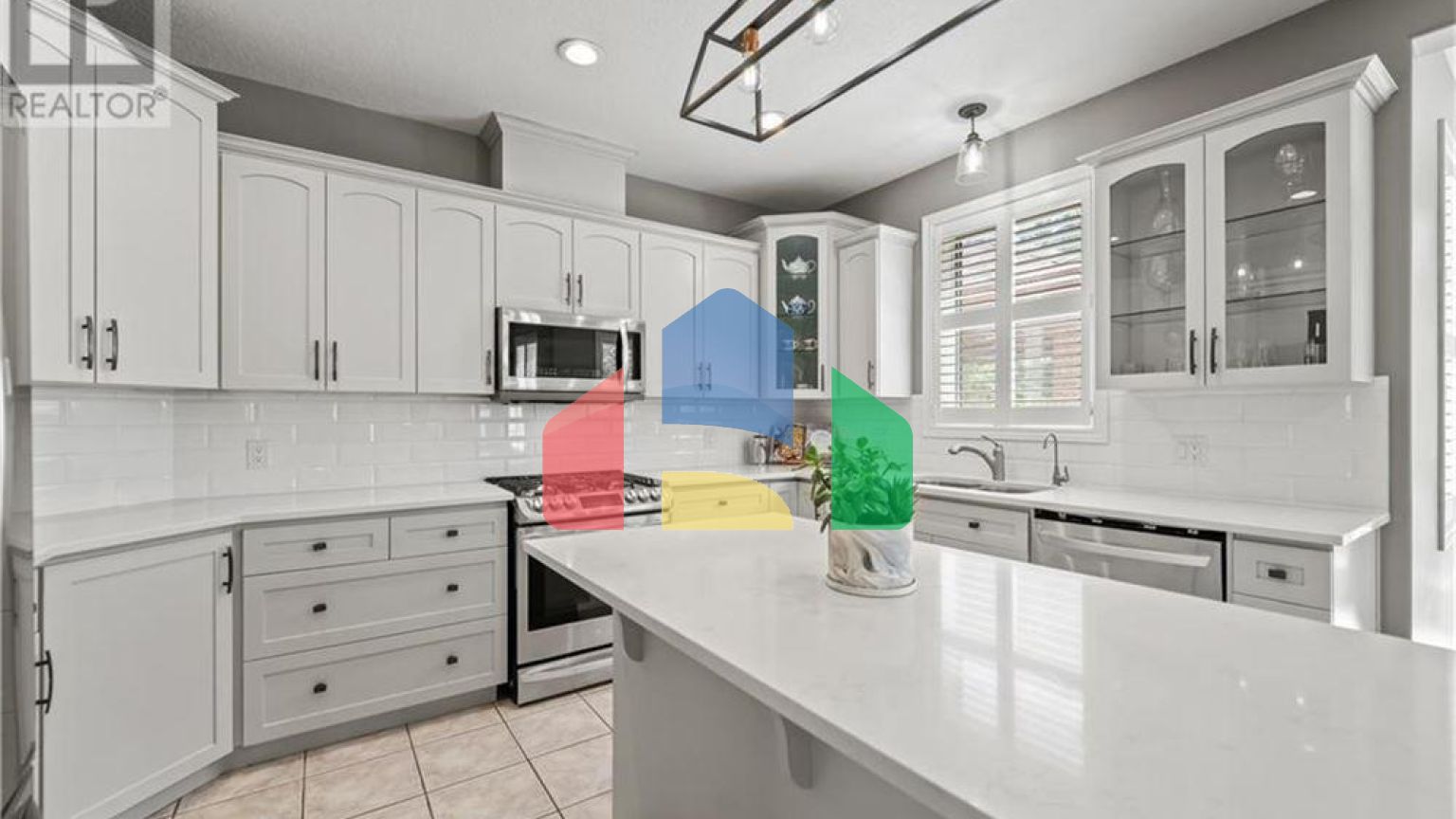 Residential - Single Family Home - Kitchener, Canada - Canada