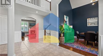 Residential - Single Family Home - Kitchener, Canada - Canada