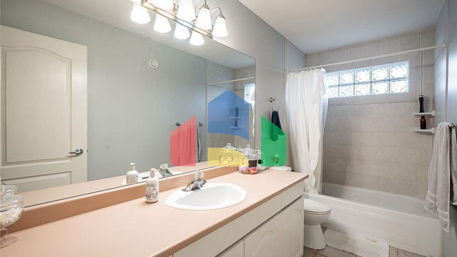 Residential - Single Family Home - Langley, Canada - Canada