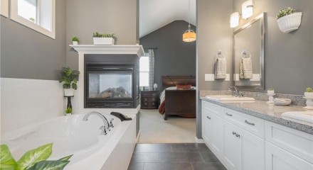 Residential - Single Family Home - Langley, Canada - Canada