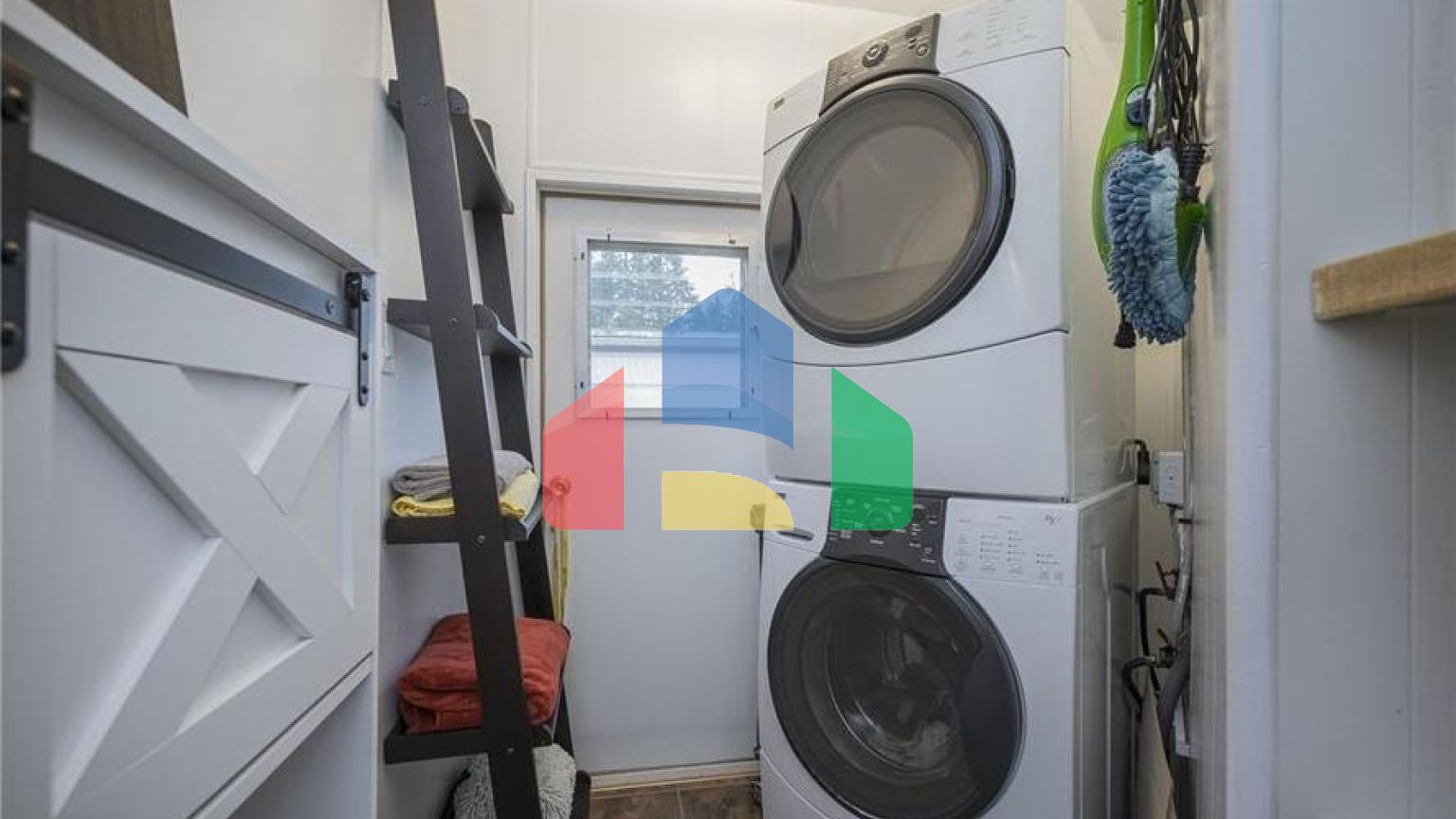 Residential - Single Family Home - Langley, Canada - Canada