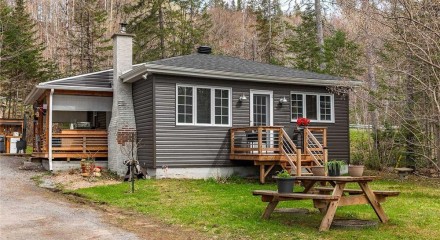 Residential - Bungalow - Sainte-Brigitte-de-Laval, Canada - Canada